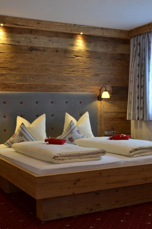 Pension Alpenperle Holzgau Pokój zdjęcie